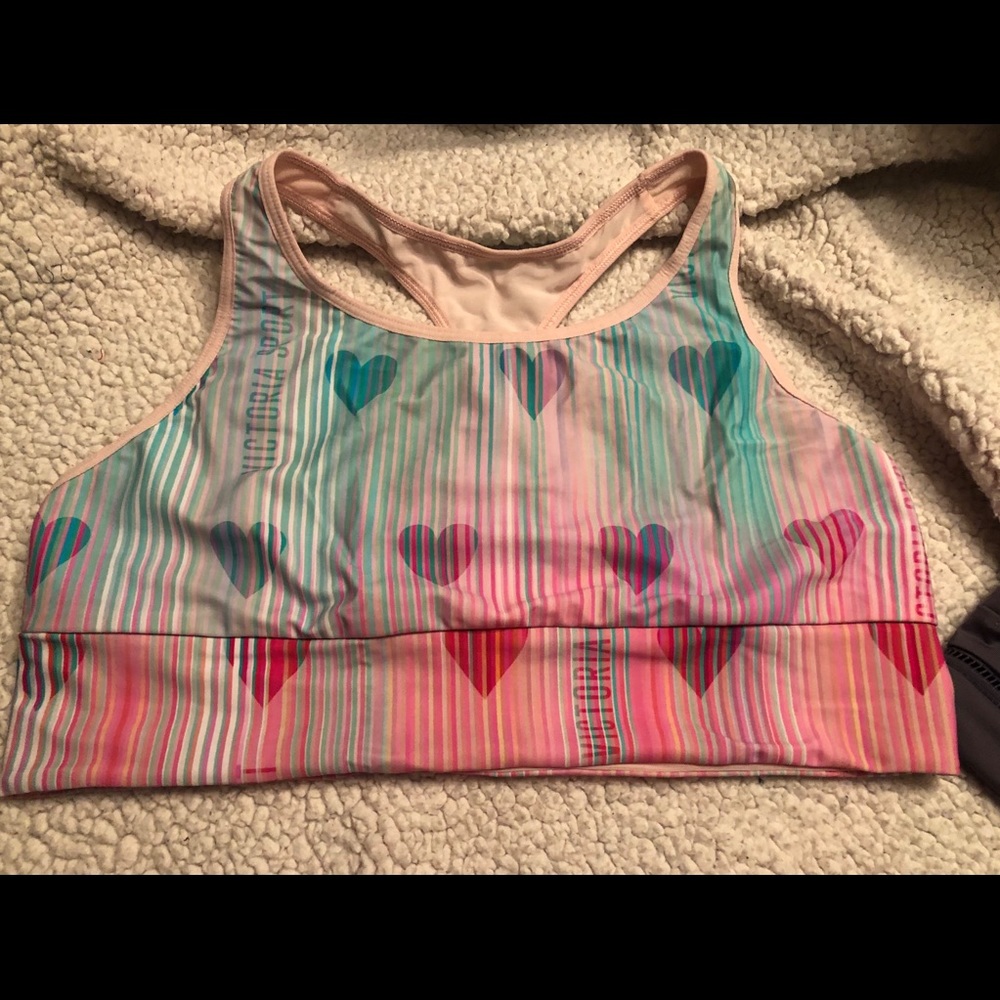 Victoria’s Secret Sports bras 2 pack!